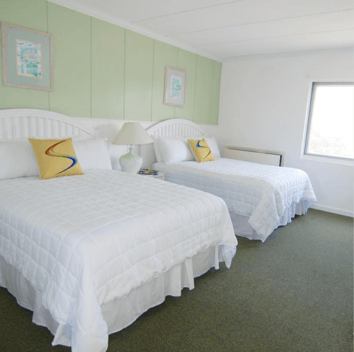 Suite — bedroom